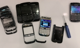 BlackBerry 9790 előlap
